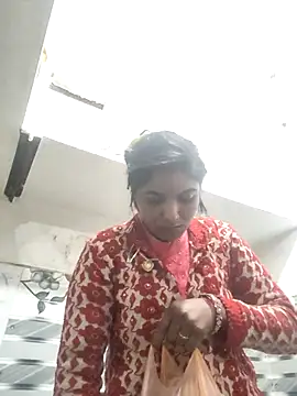 LUCKY cut online show from January 11, 1:32 am