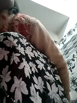 LUCKY cut online show from February 8, 3:54 am