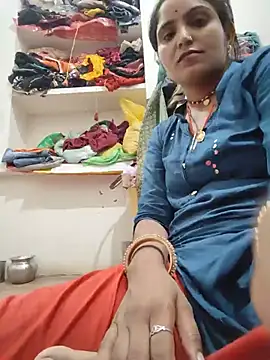 LUCKY cut online show from July 11, 7:05 pm