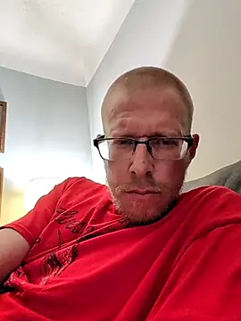 MrLeakyHelmet online show from September 22, 8:22 pm