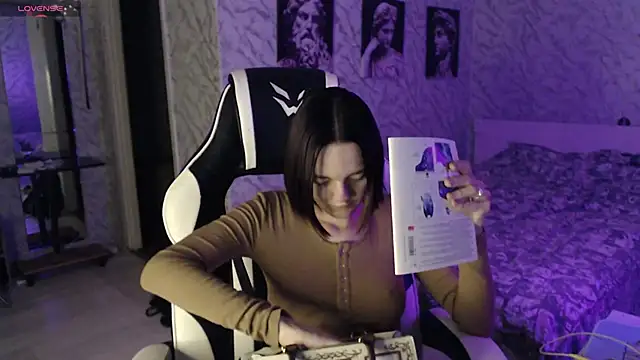 Kitti study online show from October 9, 9:51 am