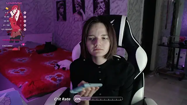 Kitti study online show from October 15, 1:00 pm