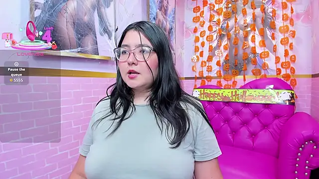 Dulce meow online show from October 18, 11:44 am