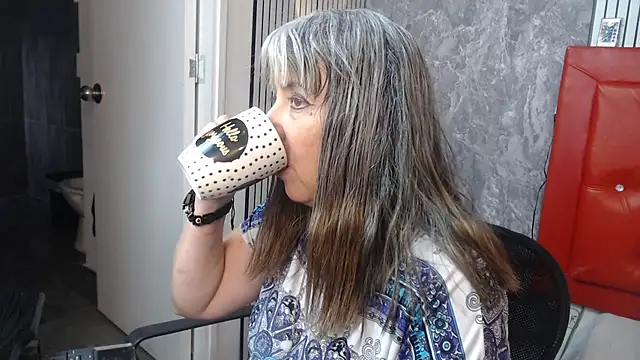 linda  mature online show from September 11, 11:54 am