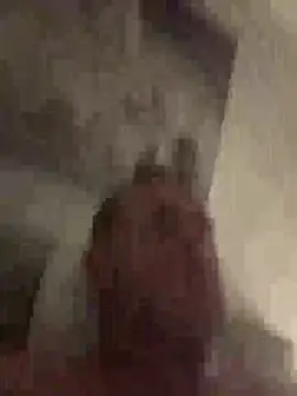 Snapshot of Londonlad818 chatting on February 15, 7:21 pm Londonlad818 online show from February 15, 7:21 pm