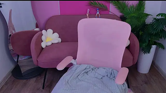 Angel Braun online show from October 9, 12:03 pm