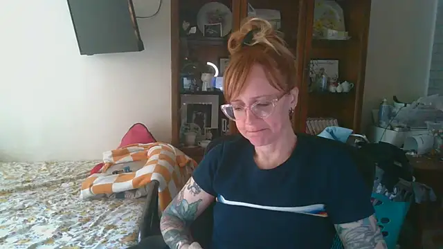 vintagelorraine online show from September 9, 3:55 pm
