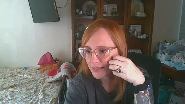 vintagelorraine online show from September 15, 4:51 pm