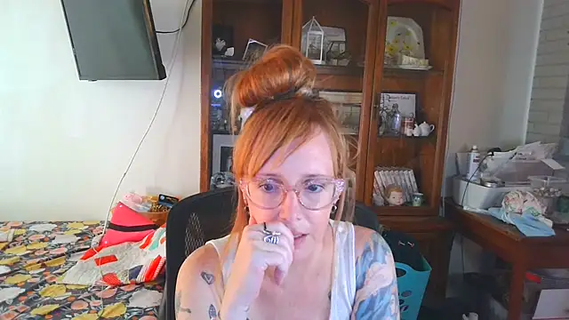 vintagelorraine online show from September 21, 6:20 pm