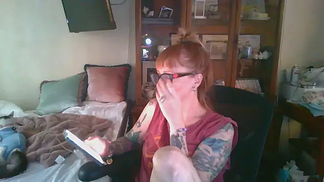 vintagelorraine online show from October 5, 8:40 pm