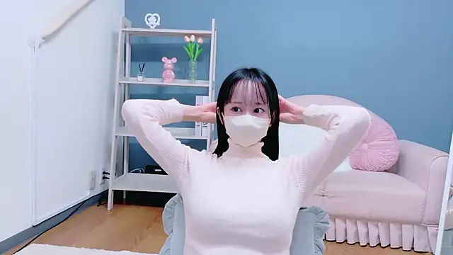 Snapshot of Kurumi_chan_ chatting on October 5, 9:18 am Kurumi chan online show from October 5, 9:18 am