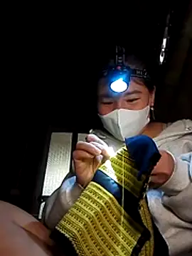 Snapshot of Teena_tiny chatting on December 20, 5:25 am Teena tiny online show from December 20, 5:25 am