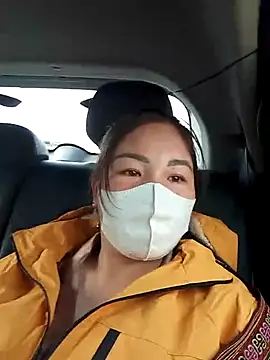 Snapshot of Teena_tiny chatting on January 18, 2:48 am Teena tiny online show from January 18, 2:48 am