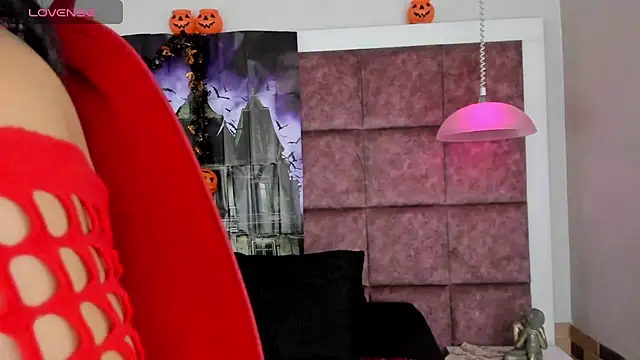 Ely09  online show from October 31, 9:16 pm