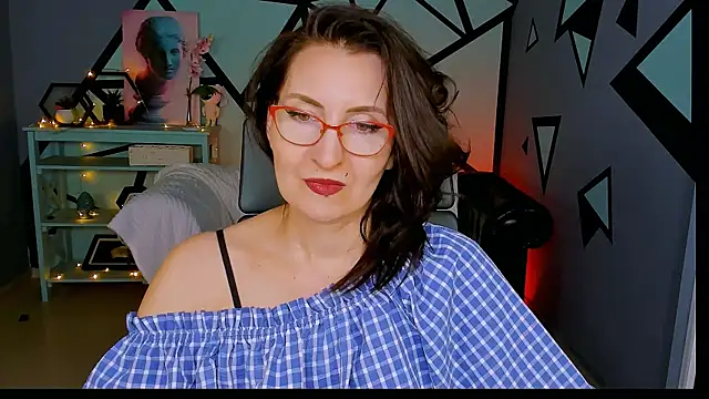 UnaTerra online show from February 8, 9:13 am