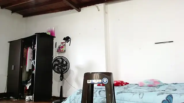  aslhey naughty online show from December 15, 12:42 pm