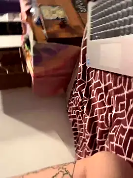 venusluvxoxo online show from October 27, 2:15 am