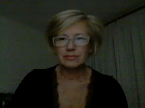 LucyLewisX online show from September 27, 8:03 pm
