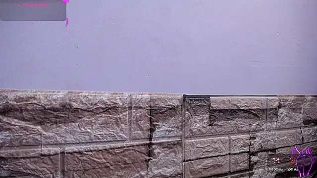 Snapshot of Bicky_24 chatting on February 17, 9:39 am Bicky 24 online show from February 17, 9:39 am