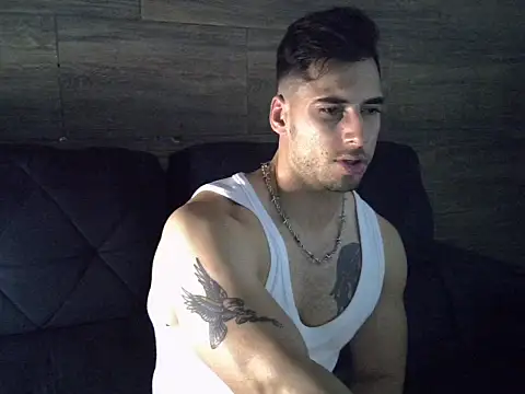 Snapshot of carvandy chatting on September 13, 9:14 pm carvandy online show from September 13, 9:14 pm