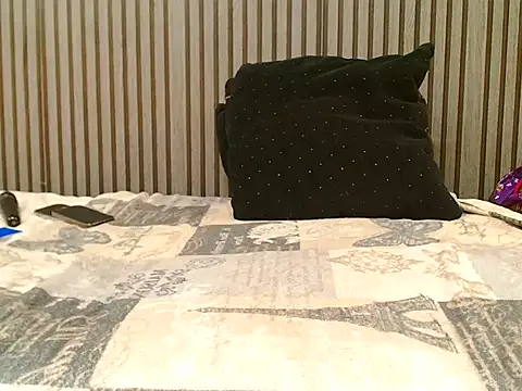 ROYALASS25 online show from March 22, 9:56 am