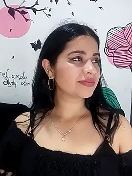 ValerieLove  online show from October 5, 7:23 pm