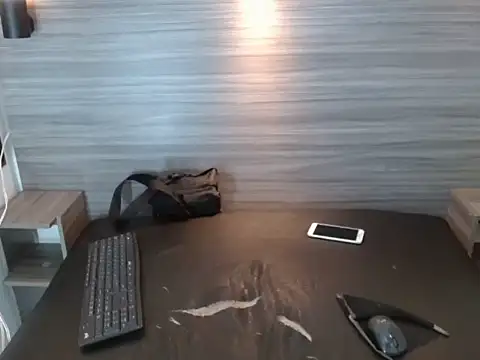 Snapshot of Penelopee_Rouse chatting on November 24, 7:24 pm Penelopee Rouse online show from November 24, 7:24 pm