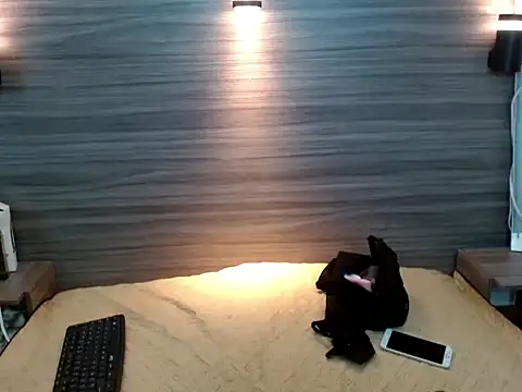 Snapshot of Penelopee_Rouse chatting on November 27, 7:27 pm Penelopee Rouse online show from November 27, 7:27 pm