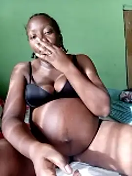 BeautyQueenX22 online show from January 9, 2:53 pm