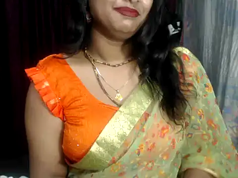 DearKimmi online show from January 12, 4:40 pm