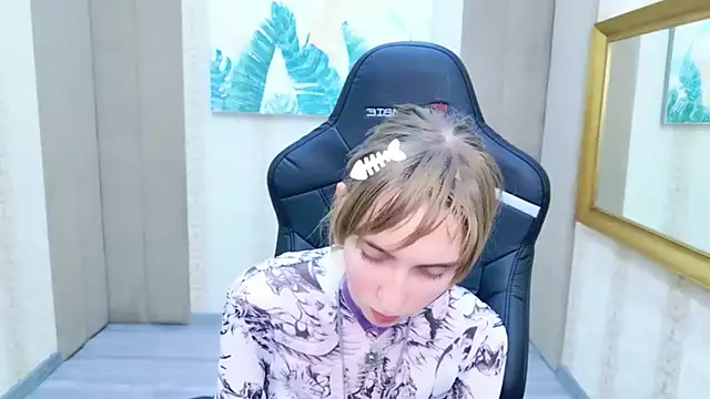 Beverly Gomes online show from December 19, 10:22 am