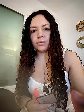 Snapshot of RubyStrong chatting on February 1, 2:15 pm RubyStrong online show from February 1, 2:15 pm