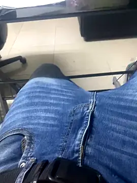 Snapshot of Chico031289 chatting on October 21, 11:16 pm Chico031289 online show from October 21, 11:16 pm