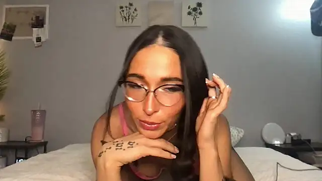 MichelleXClarice online show from September 17, 3:08 am