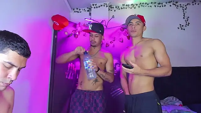 Owen Benkosky online show from November 17, 3:34 am