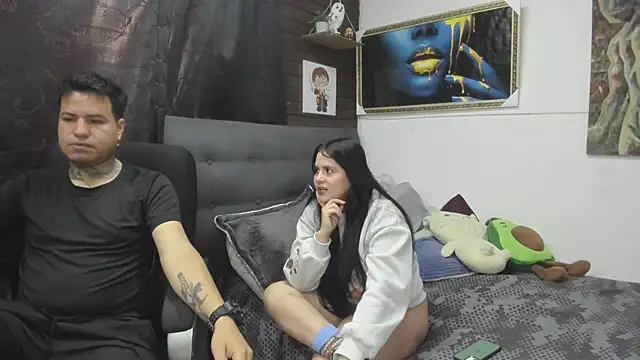 CrisabellssEden online show from April 2, 3:31 pm