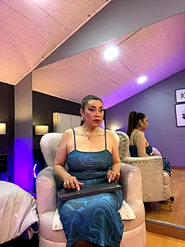 Samantha Milf   online show from November 9, 12:36 pm