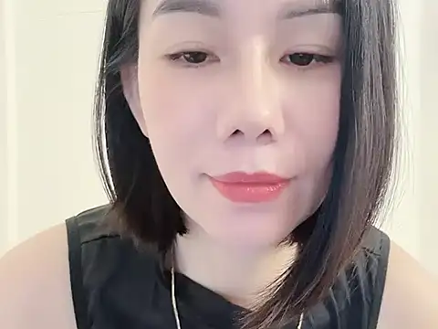 Snapshot of JunCii chatting on October 22, 8:14 am JunCii online show from October 22, 8:14 am