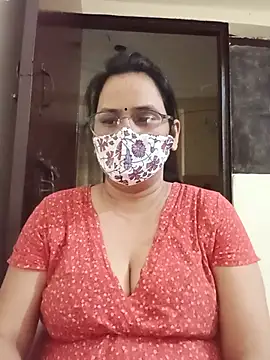 Snapshot of Your-vipasha chatting on June 6, 6:23 pm Your-vipasha online show from June 6, 6:23 pm