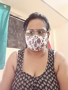 Snapshot of Your-vipasha chatting on July 4, 6:41 am Your-vipasha online show from July 4, 6:41 am