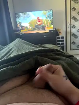 Snapshot of Badking9377 chatting on November 26, 11:33 am Badking9377 online show from November 26, 11:33 am