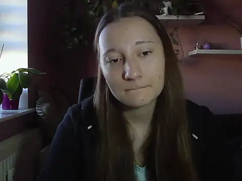 LindaPretty online show from September 25, 6:28 am