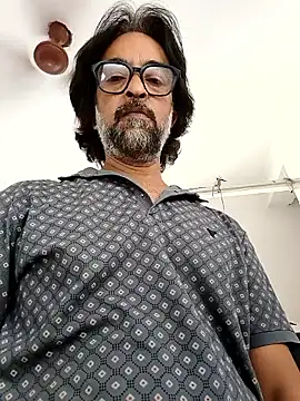 Snapshot of malhotra21 chatting on September 28, 9:58 am malhotra21 online show from September 28, 9:58 am