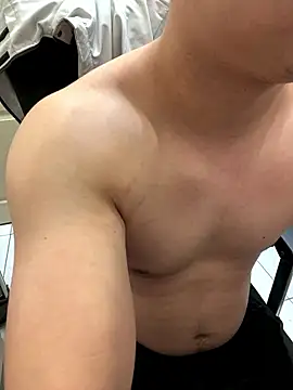 tw boy520 online show from January 13, 5:18 pm