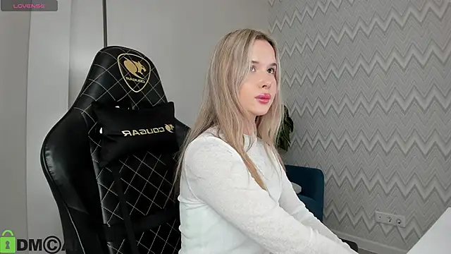 Nicoletta Cooper online show from September 12, 8:25 am