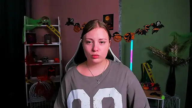 Snapshot of melani_bumm chatting on October 21, 5:52 am melani bumm online show from October 21, 5:52 am