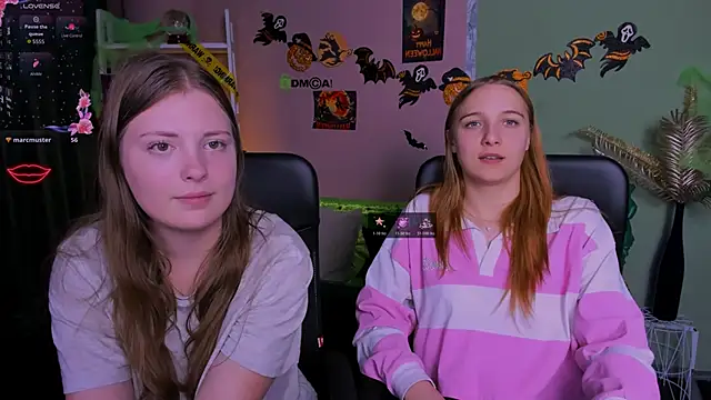 Snapshot of melani_bumm chatting on October 27, 6:12 pm melani bumm online show from October 27, 6:12 pm