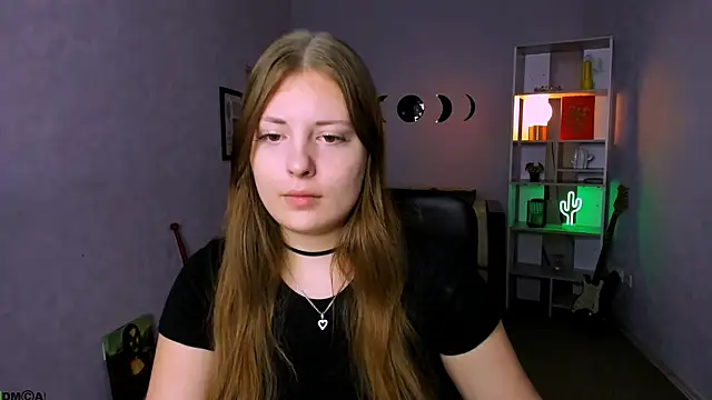 Snapshot of melani_bumm chatting on November 22, 10:47 am melani bumm online show from November 22, 10:47 am