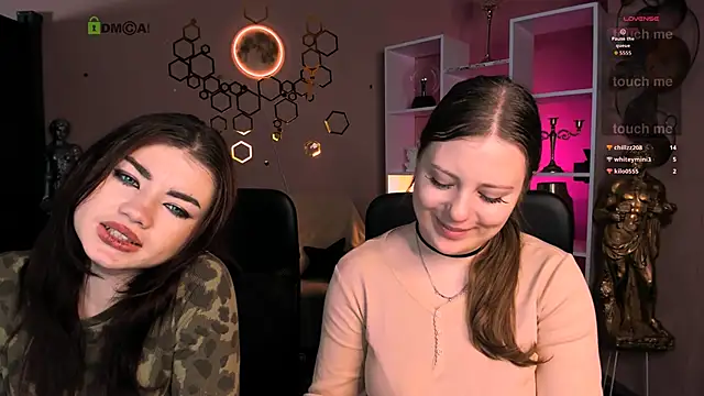 Snapshot of melani_bumm chatting on December 16, 1:27 pm melani bumm online show from December 16, 1:27 pm