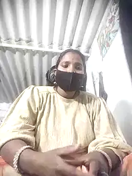 Snapshot of Hot_cadhi59 chatting on November 9, 2:15 pm Hot cadhi59 online show from November 9, 2:15 pm